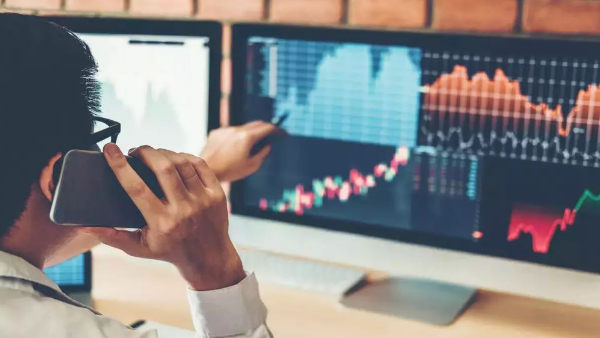 Indian markets closed flat amid RBI meeting outcomes announced tomorrow 