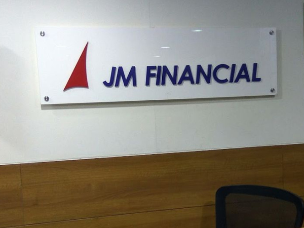 IIFL Finance JM Financial shares Crashed by 20Percent amid RBI crackdown on loan businesses