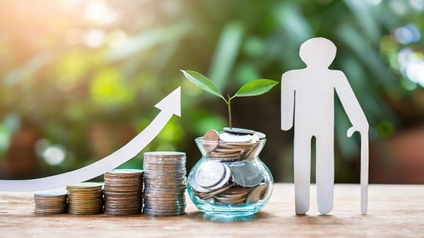 Small savings schemes:Planning for the future,Government savings plans offer a secure way for families to save