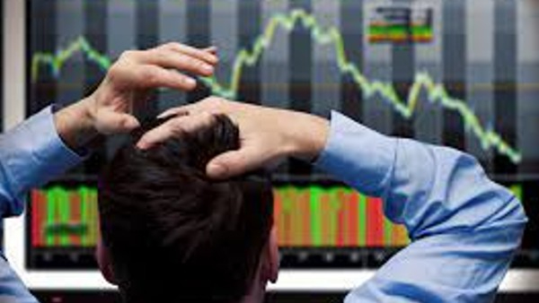 Indian stock markets trading in high volatality amid investors selling small and midcaps