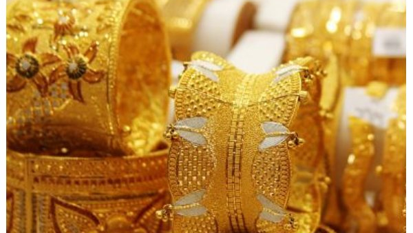 Gold and silver prices in freefall since 2 days amid global uncertinities cooling down