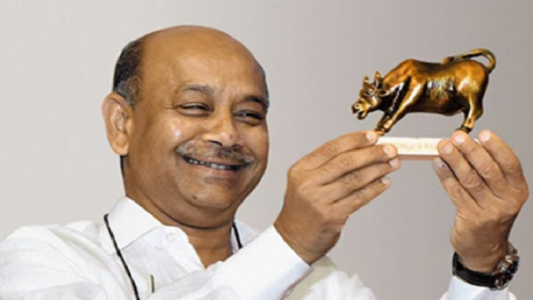 Famous Investor Radakishan Damani bought 2 33 lakh shares in VST Industries stock rocking
