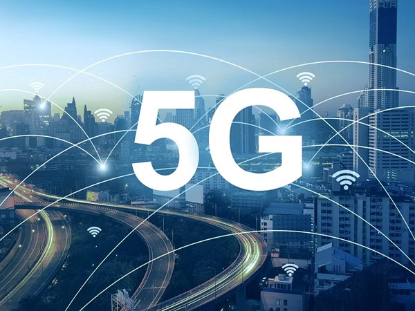 Reliance Vi Airtel in 5G spectrum auction bidding Ambani jio have sufficient spectrum