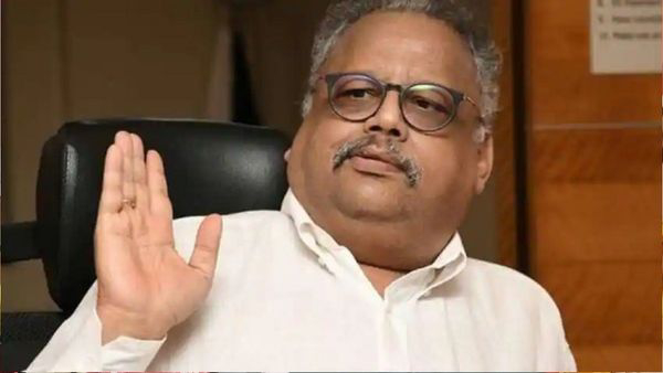 Rakesh Jhunjhunwala stock Titan reported 7 YOY growth in net profits in Q4 Dividend Announced