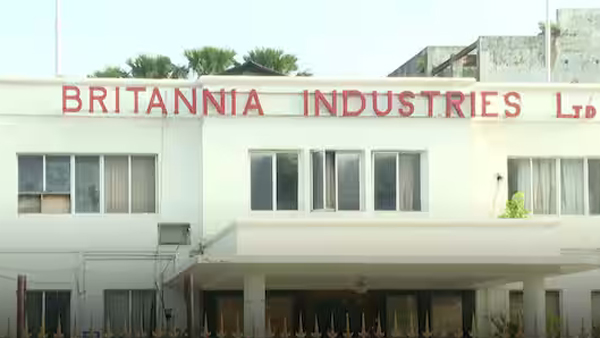Britania Indutries closing factory in taratala of west bengal led to political war