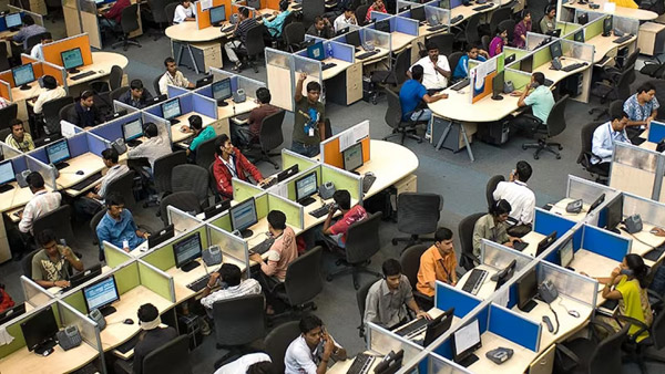 Karnataka IT Firms planning to increase work Hours to 14 hrs Techies in great fear