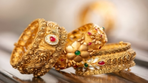 gold prices zooming continuing continuing on 2nd day know latest prices in AP TS