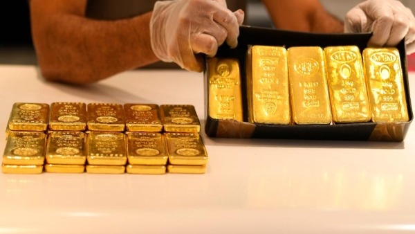 Gold and silver prices rose again on Thursday