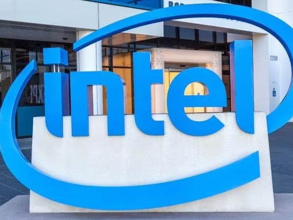 The famous company Intel has announced that it will lay off 15 thousand employees