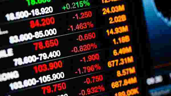 Stock markets are trading in gains as IT Pharma and Power stocks rise