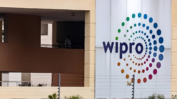IT Major wipro lost one more top executive as CTO Subha Tatavarti resigns