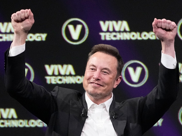 Elon Musk to become first trillionaire in the world by 2027
