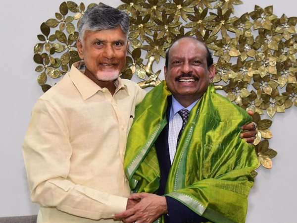Lulu Chairmen Met AP CM Chandrababu over Investment Talks