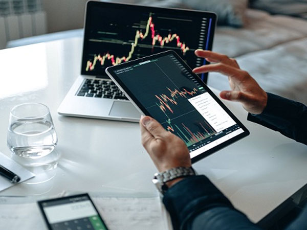 Nifty Sensex in Correction mode amid FIIs exiting Indian Markets Know markets future Journey