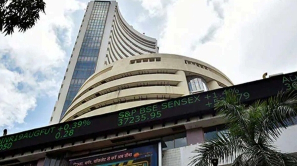 Indian stock markets crash amid Fed Hawkish global sell off Know details