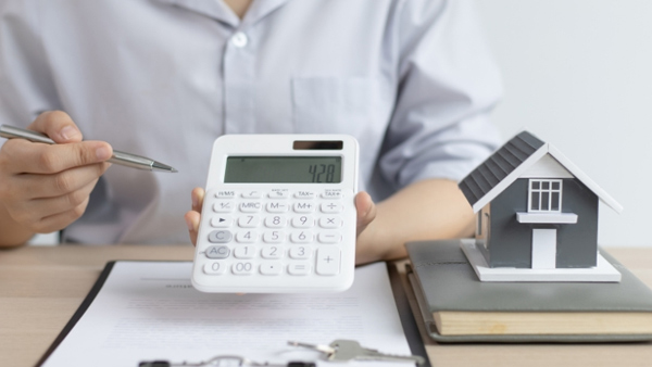 How 9percent increase in EMI can help you save Rs 28 20 lakh on Rs 60 lakh loan and nearly 6 years on 25-year tenure