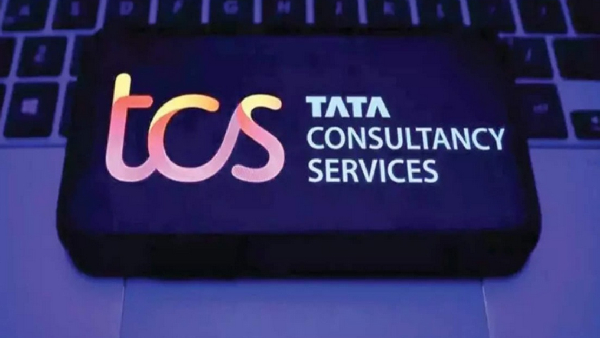 TCS plans to hire over 40 000 trainees next year says US visa dependence is not significant TCS plans to hire over 40 000 trainees next year says US visa dependence is not significant