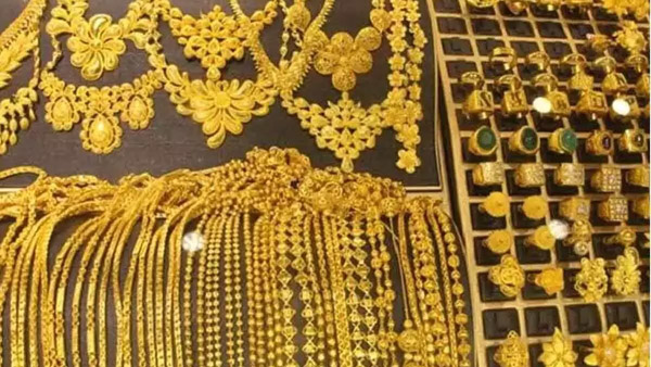 Gold Rate hit New Highs in MCX rates rise in Retail markets too fearing Indians Know AP TG Rates