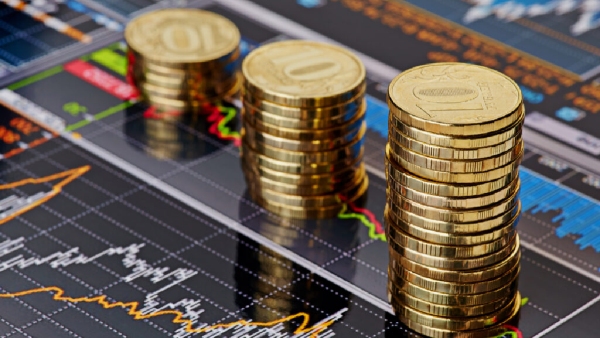 Gold or the stock market Which has made more profit in the last 10 years