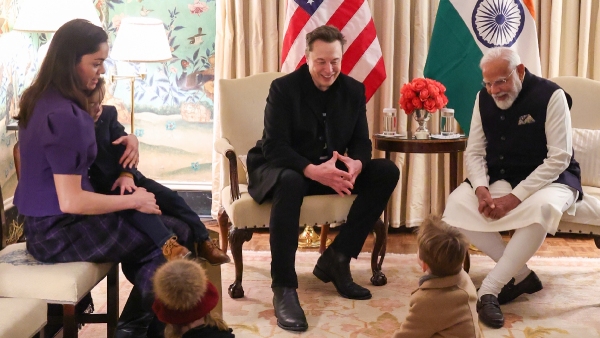 Who is this blue-eyed woman seen with PM narendra Modi is There any connection with India what was it