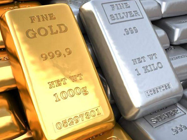 Gold silver update in vijayawada vizag Gold price rises Rs 10 per gram to Rs 87760 silver stable with Rs 100400 per kg
