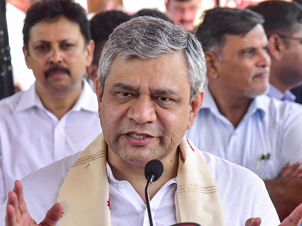 Union IT Minister Ashwini Vaishnaw challenges top IT Companies TCS Infosys Wipro