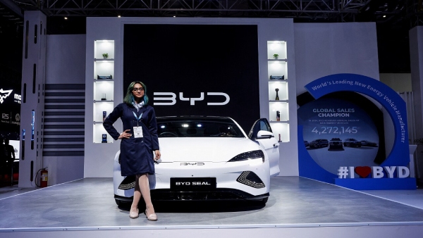 byd Company Plans to Establish Manufacturing Plant In India with 85000 crores Giving Tough Competition To Tesla