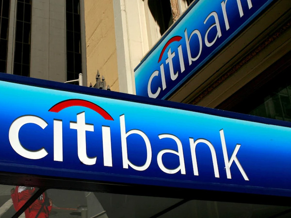 Citi Group Bank sent 81 trillion dollar instead of 280 dollar Do you know what happened next