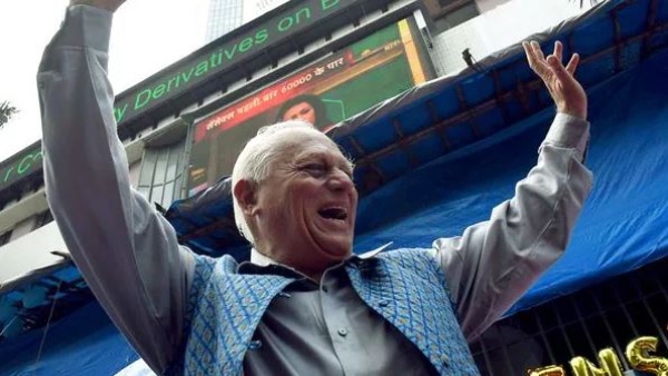 1 lakh rupees turned into 84 lakh rupees this penny stock share jumped 8300 in 11 months