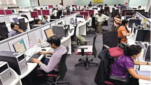 tech layoffs continues in 2025 is IT jobs in crisis or bad time coming for new graduates in 2025