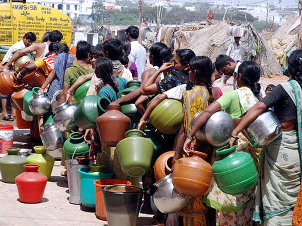 Telugu Families in Bengaluru in fear over Water Crisis as summer starts
