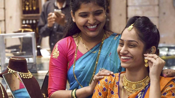 Akshaya Tritiya offers From Tanishq to PC Jeweller giving discounts on on Akshaya Tritiya know best deals