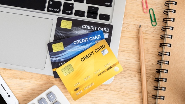 do you have more than one credit card know advantages and disadvantages