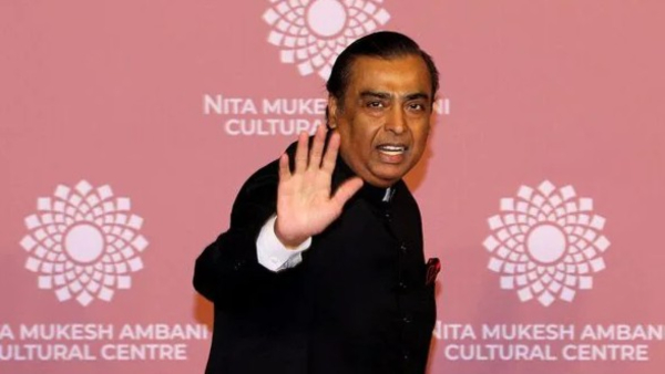 Mukesh Ambani joined with America biggest company Now mutual funds will also be saved