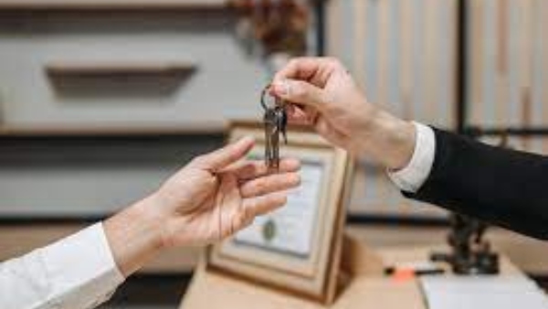 Bengaluru tenants debate Reddit viral post landlords Bengaluru rental issues Bengaluru housing rent problems Reddit India trending tenant landlord conflict Bengaluru real estate discussion rent hike in Bengaluru rental market Bengaluru tenant experiences Bengaluru Reddit