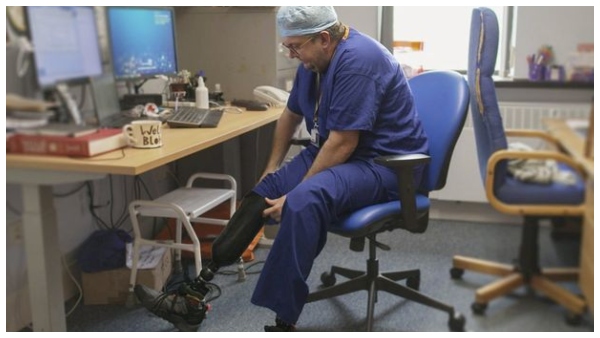 UK Neil Hoper Insurance fraud Cardiac surgeon Leg amputation Sepsis Eunuch Maker UK Police Medical fraud