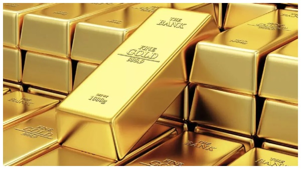 Gold price drop July 4 22 carat gold price today 24K gold rate India Silver rate today Gold market trends Gold price news Dollar effect on gold Gold buyers news Gold investment 2025 2025 22 24 4