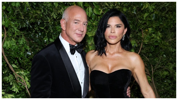 Jeff Bezos Amazon share sale Bezos marriage Amazon stock price Share sale impact Amazon company Stock market 10b5-1 trading plan Blue Origin World s richest person Amazon earnings 10b5-1