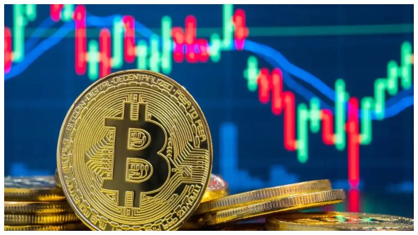 Bitcoin cryptocurrency investment price returns USD to INR all-time high market capitalization institutional investment Trump crypto Coinbase short squeeze blockchain digital currency financial technology -