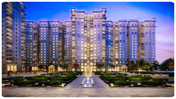 IT Bengaluru rental market rent price drop IT sector slowdown hybrid work housing supply real estate trends cost of living mid-segment housing premium apartments rent negotiations