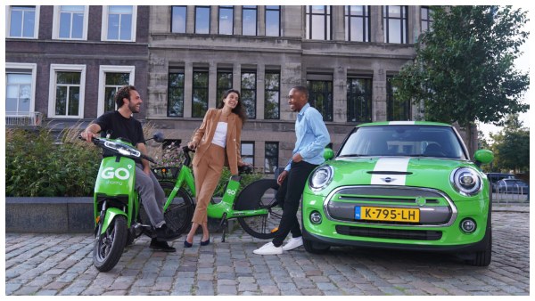 Electric Vehicles EVs Second-hand market Resale market Battery degradation Battery replacement Modular battery packs Rapid charging Resale value Lithium-ion battery EV adoption Clean cities Pollution reduction modular - EV