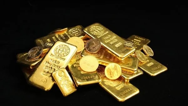 Gold market news bullion prices trade optimism impact global gold rates gold investment gold prices today market risk sentiment gold and trade talks falling gold prices gold demand decline precious metals update financial market news - 2025 10 2025