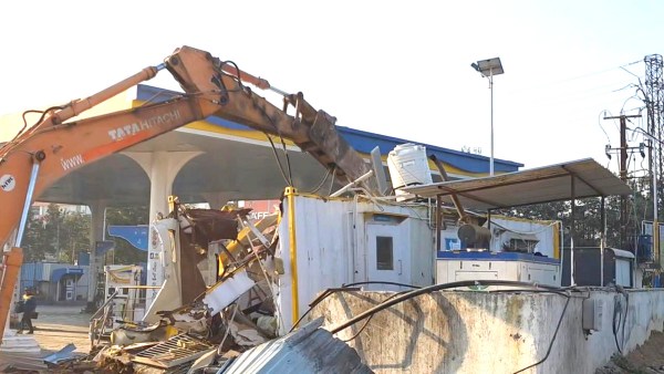 Hyderabad court orders demolition Hyderabad encroachments anti-encroachment drive GHMC demolition Hyderabad real estate violations illegal buildings crackdown HYDRAA FCI HYDRAA