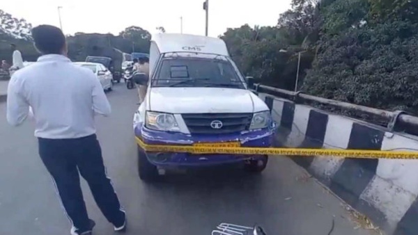 Bengaluru heist RBI fake officials robbery 7 crore cash van theft Bengaluru flyover robbery fake RBI audit team Bengaluru crime news cash van loot high-profile heist India cash van security breach RBI impersonation robbery Karnataka crime update cash handling fraud city heist Bengaluru police investigation Bengaluru robbery cash van scam RBI 7 RBI RBI