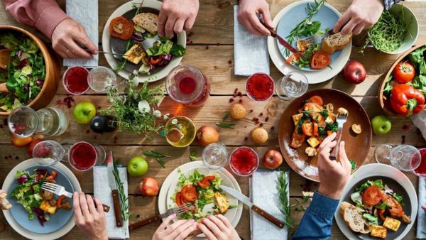 india food services market 125 billion swiggy report food business growth trends