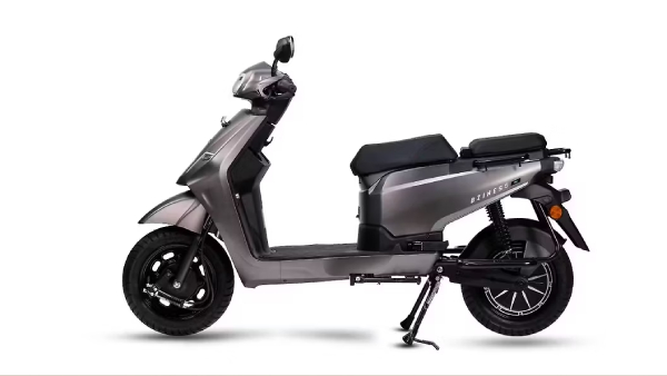 Indian Startup Debuts Rs 57 750 Electric Scooter with Swappable Battery Tech