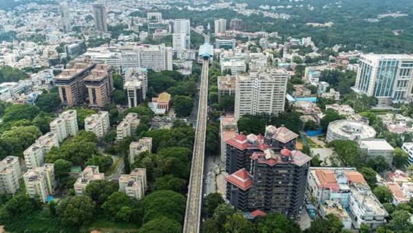 bengaluru fastest growing satellite towns real estate investment deveanahalli hoskote nelamangala