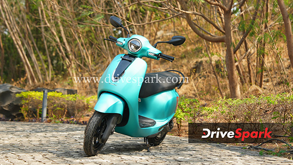 Bajaj Chetak C25 electric scooter India price features