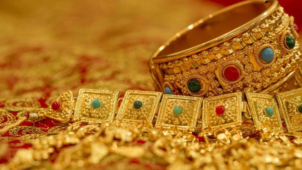 Gold Hits Rs 1 55 Lakh Silver Soars Above Rs 3 25 Lakh