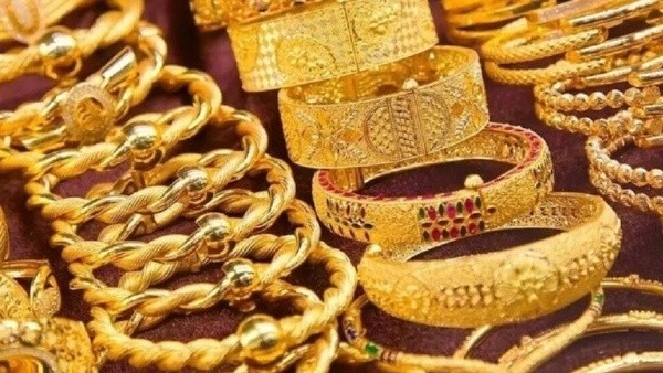 Huge Drop in Gold Rates Amid extreme volatility in the global bullion market and India sharp selloff gripped